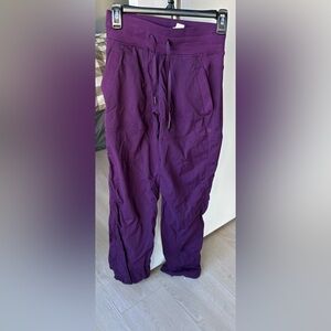 Lululemon Women’s Deep Purple Joggers